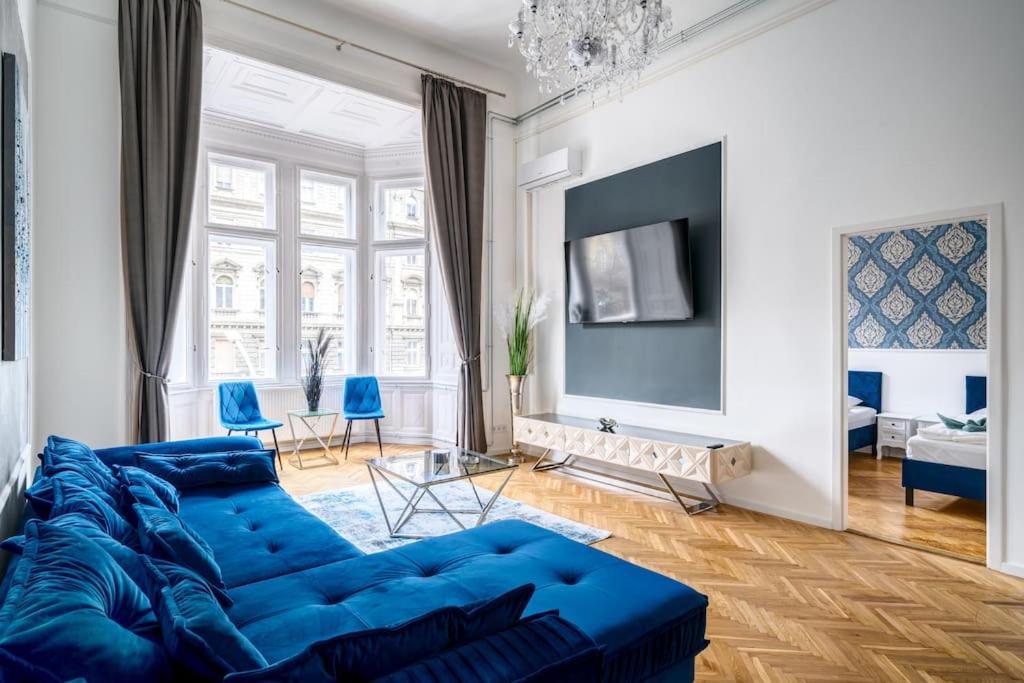 Andrassy Grandeur With Indoor Parking Apartment Budapest Exterior photo