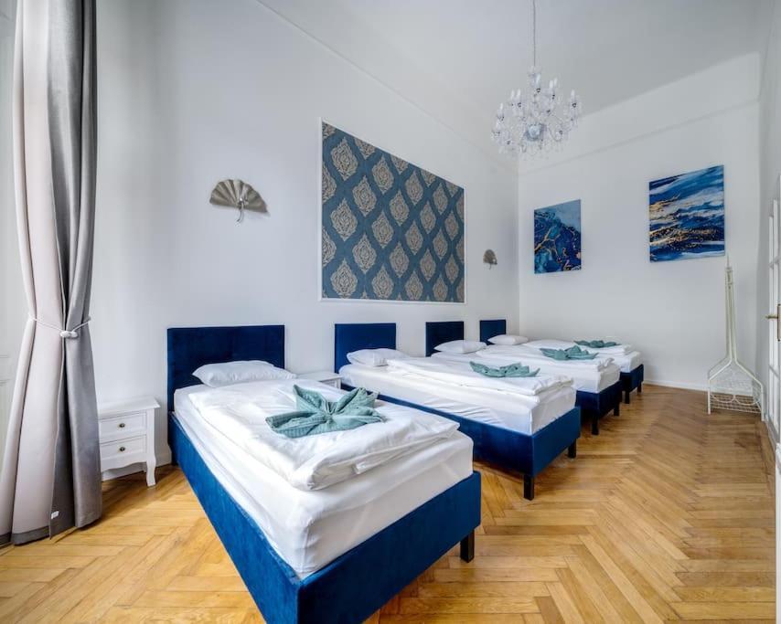 Andrassy Grandeur With Indoor Parking Apartment Budapest Exterior photo